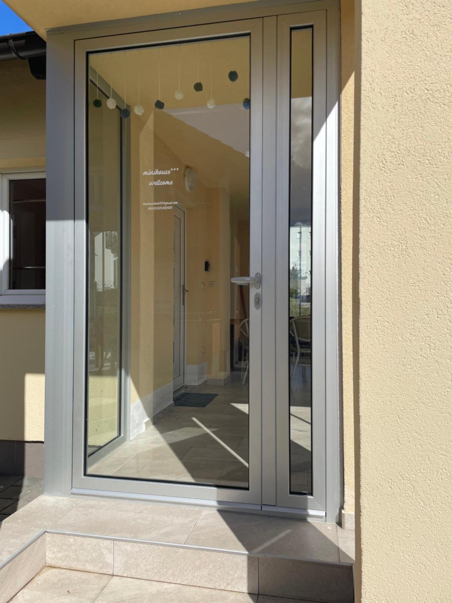 Minihaus In Zagreb Apartman Sesvete Kültér fotó