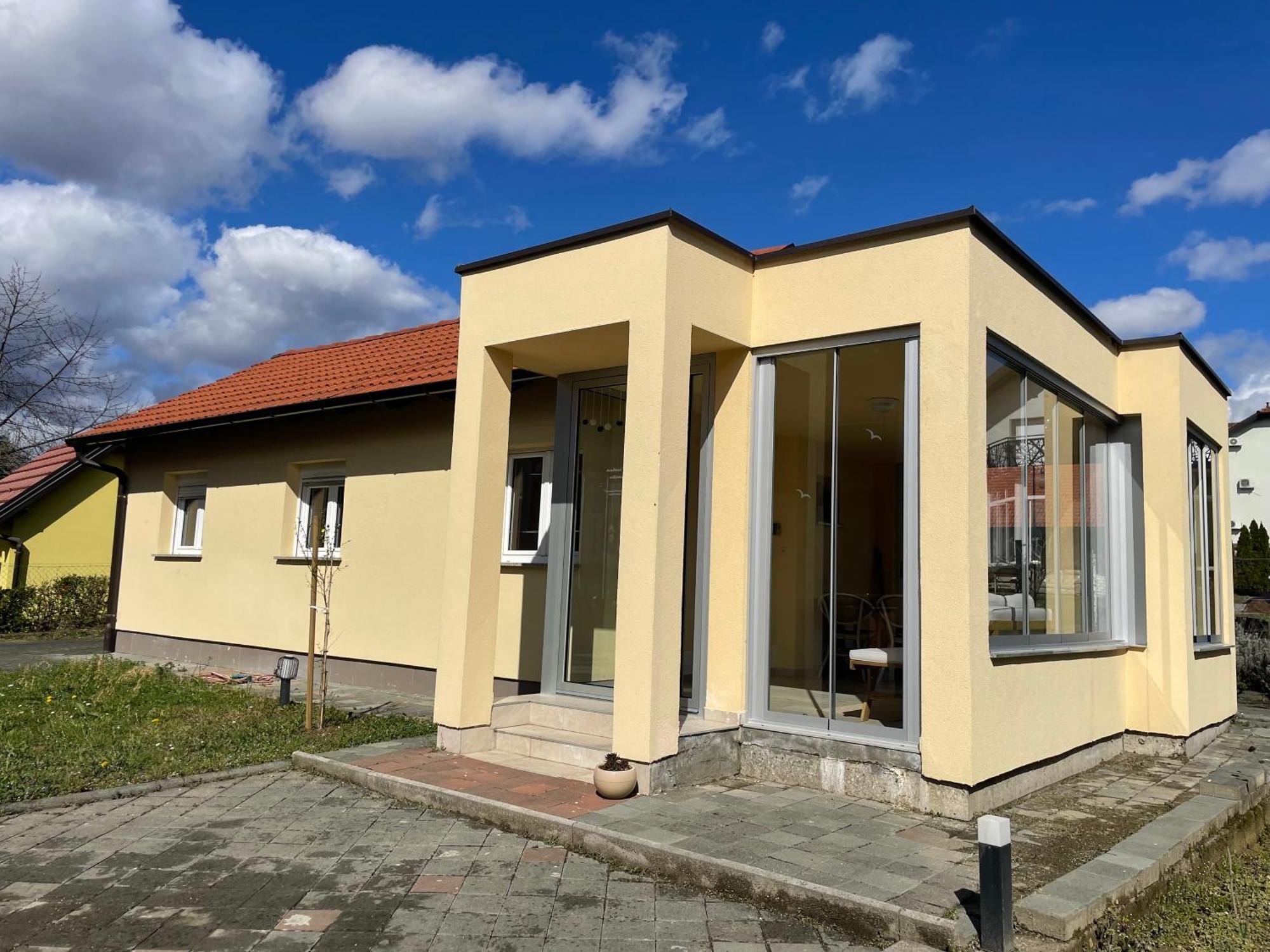 Minihaus In Zagreb Apartman Sesvete Kültér fotó